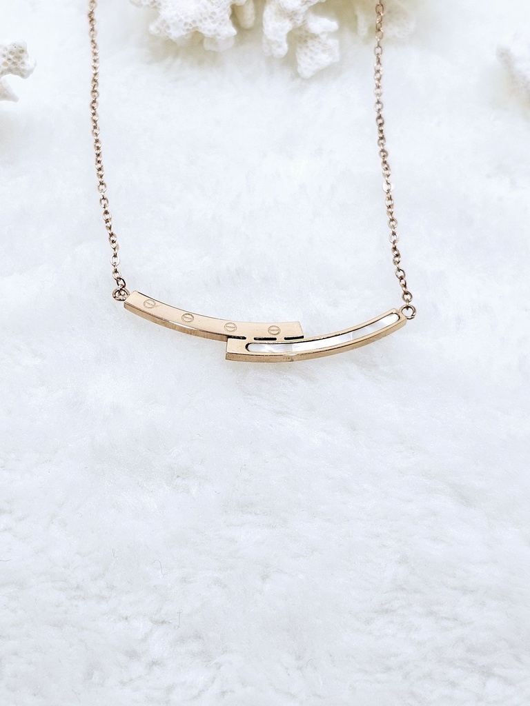 Interlocking Bar Necklace with White Inlay - Artificial Rose Gold
