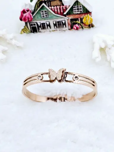 [0202006] Elegant Butterfly Bracelet – Artificial Yellow Gold