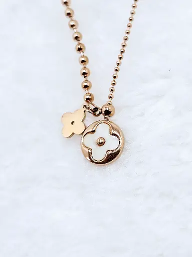 [0302011] Layered Clover Charm Necklace with MOP - Artificial Rose Gold