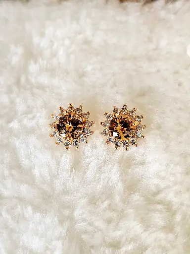 [0501002] Champagne Cubic Zirconia Sunburst Stud Earrings - Artificial Yellow Gold